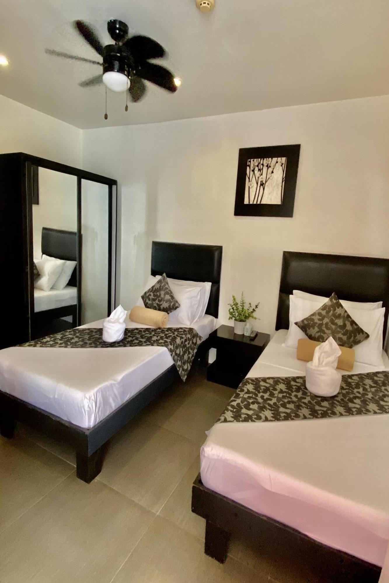 Micasa Lodge Palawan Coron Exterior photo
